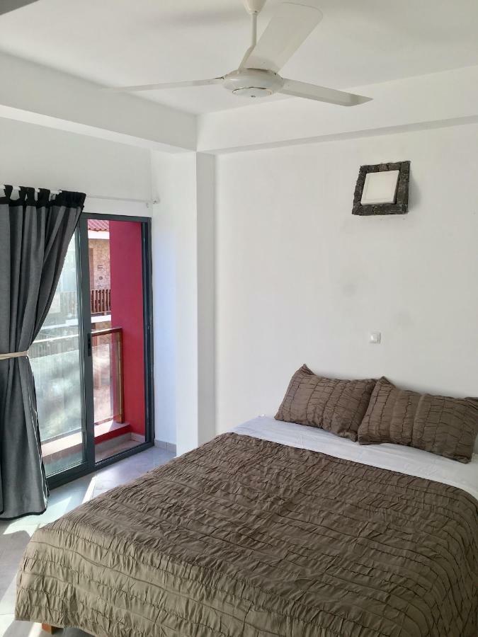 Surfzone Beachside Apartments Санта-Мария Экстерьер фото